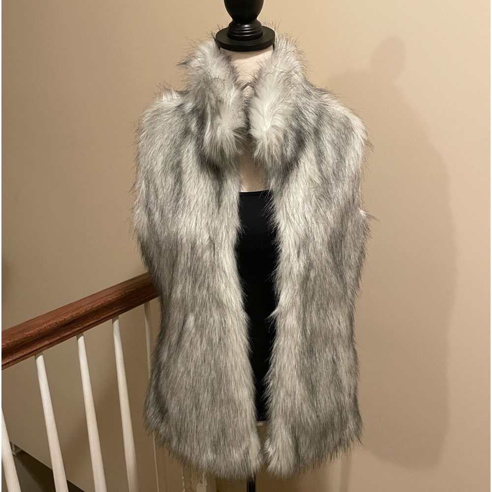 NWOT Faux Fur Vest